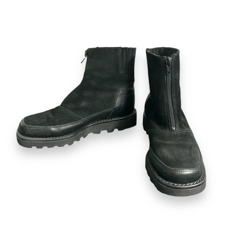 LA CANADIENNE Black Leather & Suede Bootie